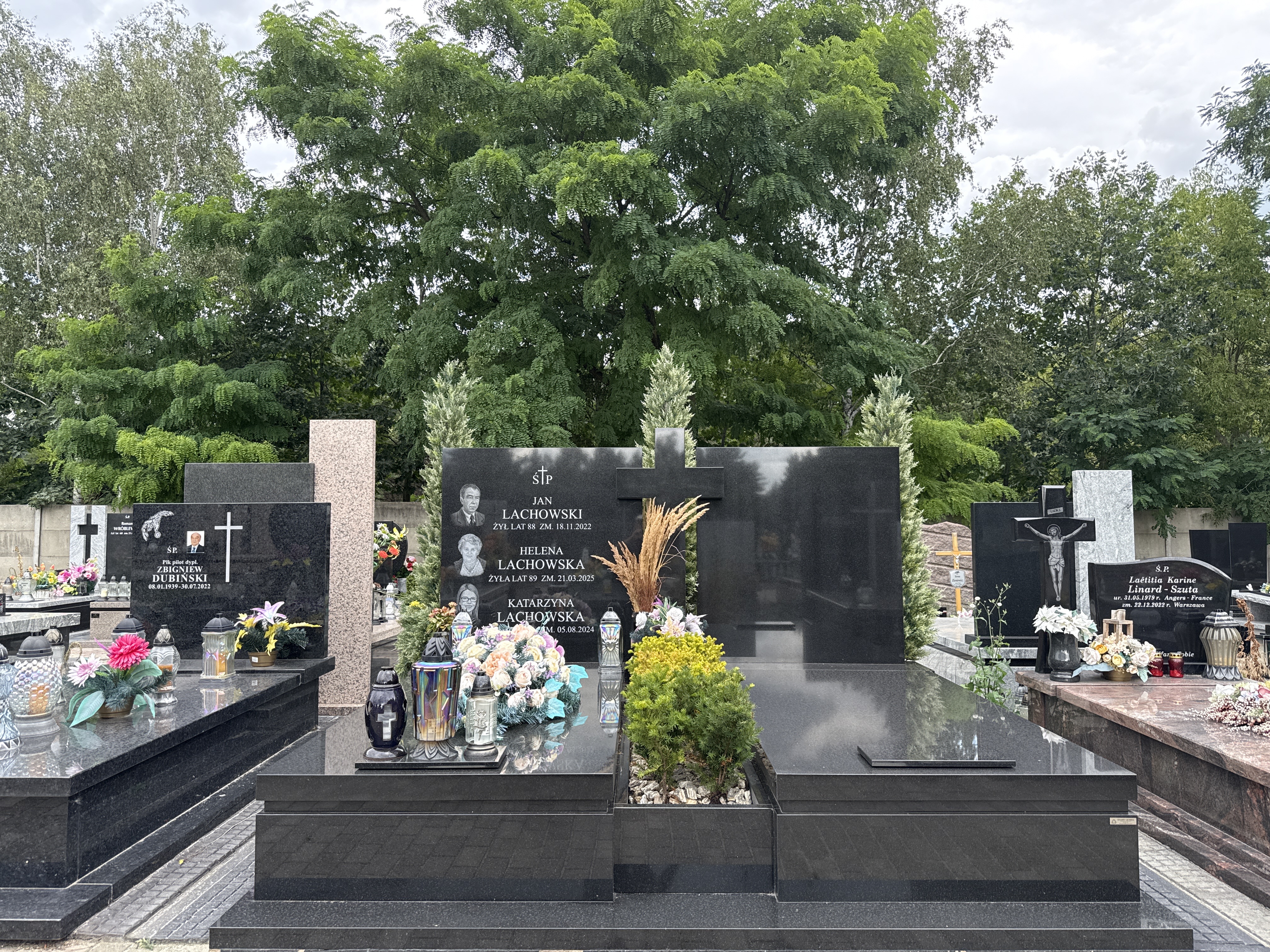 Katarzyna Lachowska 1968 Stara Miłosna - Grobonet - Wyszukiwarka osób pochowanych