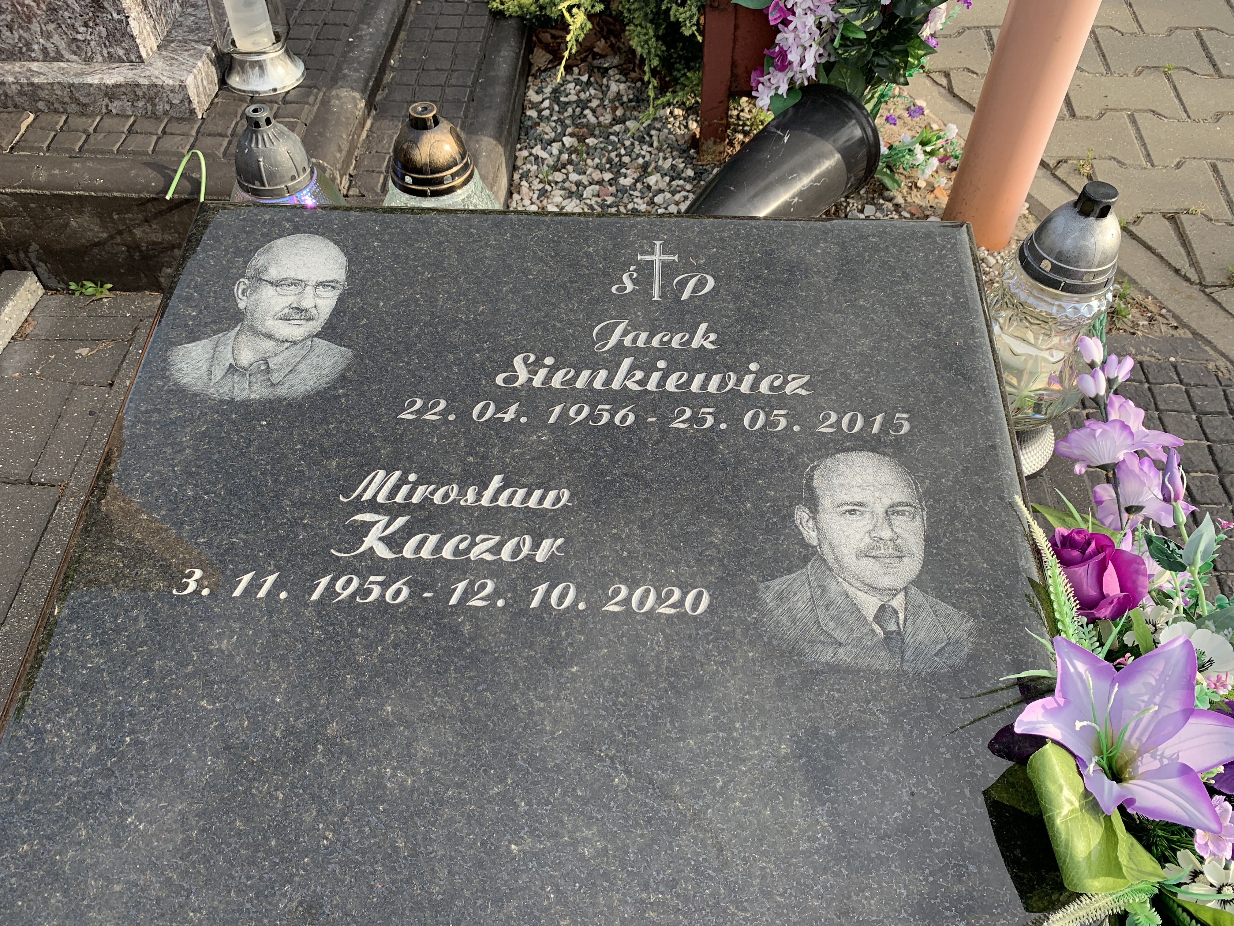 Grób Jacek Sienkiewicz
