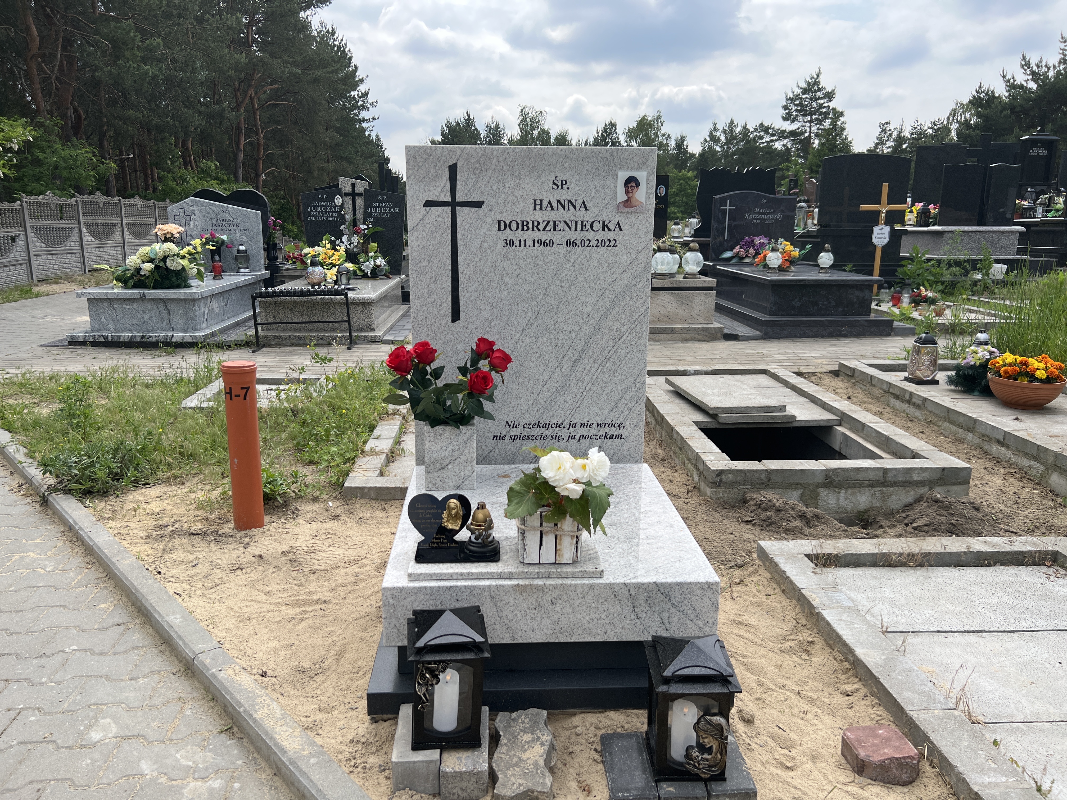 Hanna  Dobrzeniecka 1960 Stara Miłosna - Grobonet - Wyszukiwarka osób pochowanych